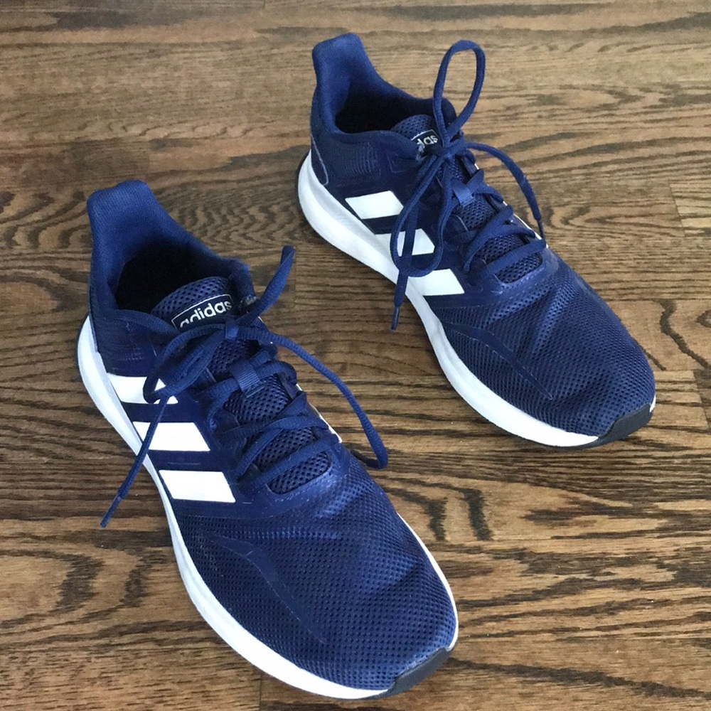 Adidas Men’s navy running shoes